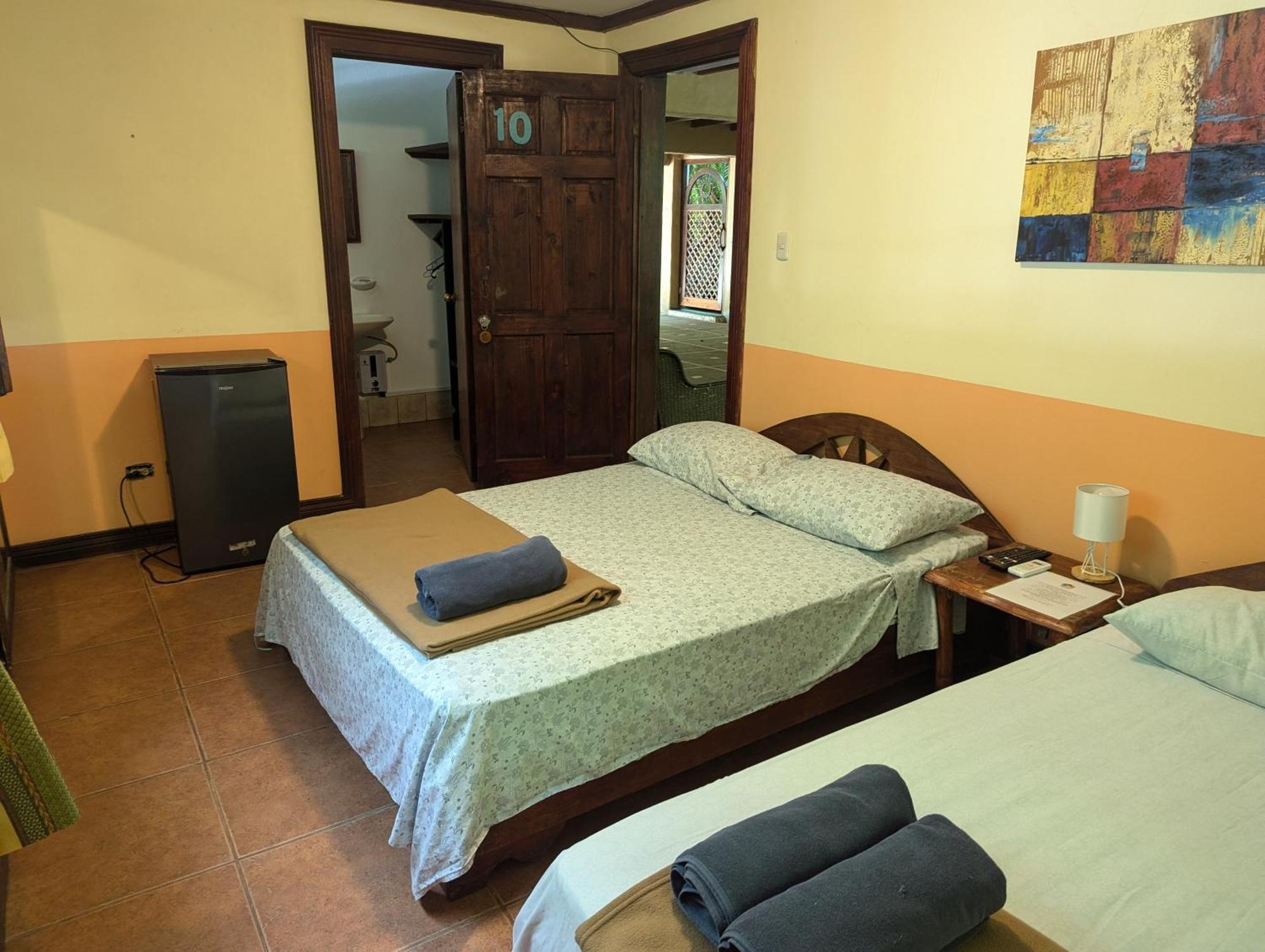 Tasty Dayz Hostel Puerto Viejo de Talamanca Eksteriør billede